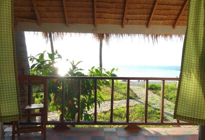 بنجلو قياسى, Secret Beach Bungalows