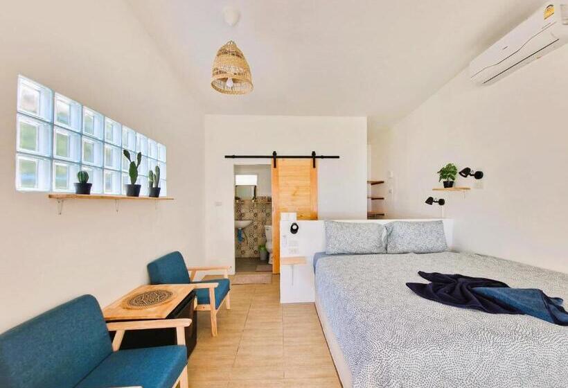 Superior bungalow with view, Secret Beach Bungalows