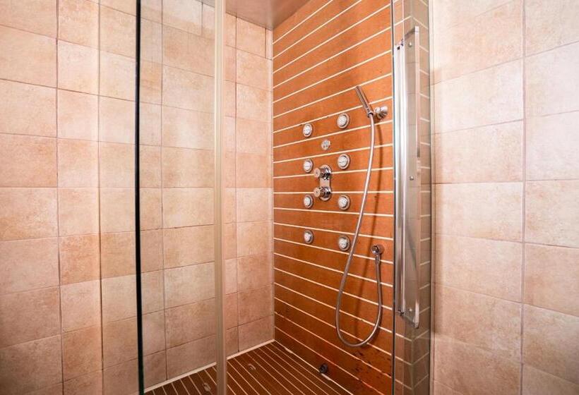 标准三人间, Villa D Anzi B&b