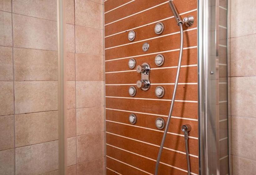 标准三人间, Villa D Anzi B&b