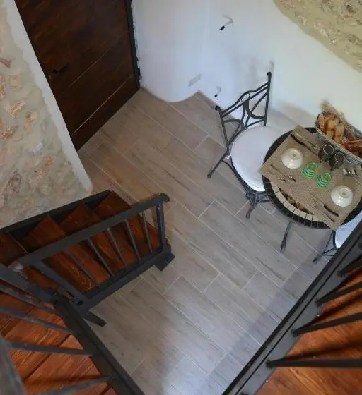 マウンテンビュースタンダードルーム, B&b Foresteria Della Certosa
