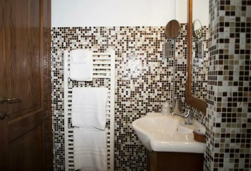 スタンダードルーム, B&b Valle Degli Ulivi Vallecorsa