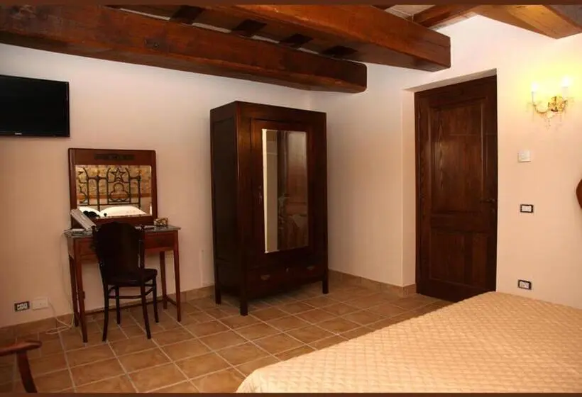 マウンテンビュースタンダードルーム, B&b Valle Degli Ulivi Vallecorsa