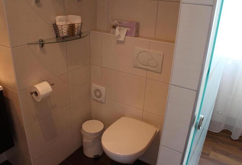 Номер Стандарт, Les Petites Chambres De La Bleue Maison