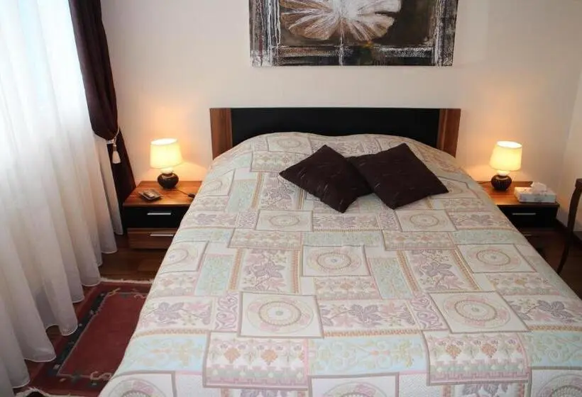 スタンダードルーム, Les Petites Chambres De La Bleue Maison