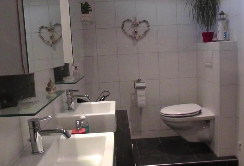 Standard room with outdoor bath, Les Petites Chambres De La Bleue Maison