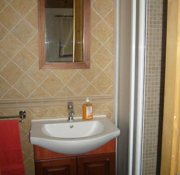 Дом 1 Спальня, Cseresznyevirág Vendégházak