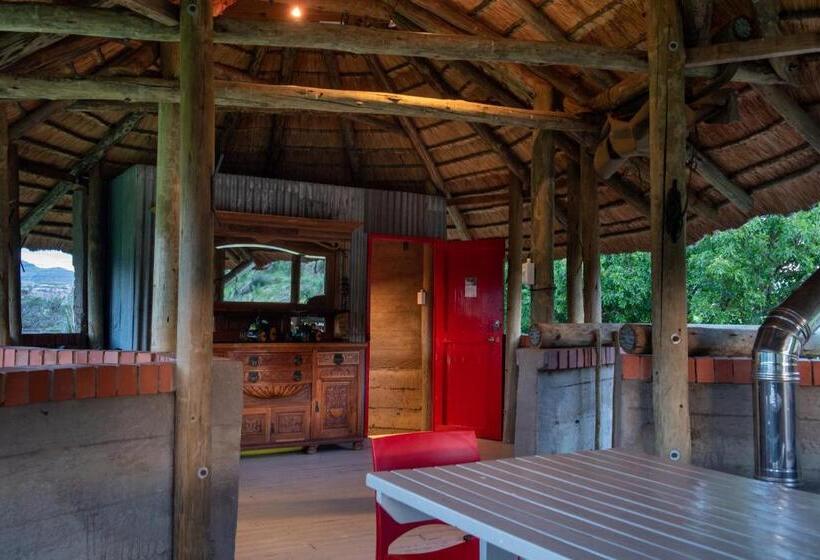 בקתה סטנדרטית, Fairview Estates