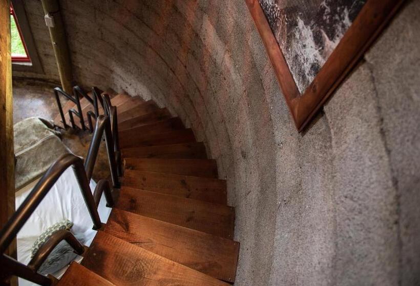 בקתה סטנדרטית, Fairview Estates