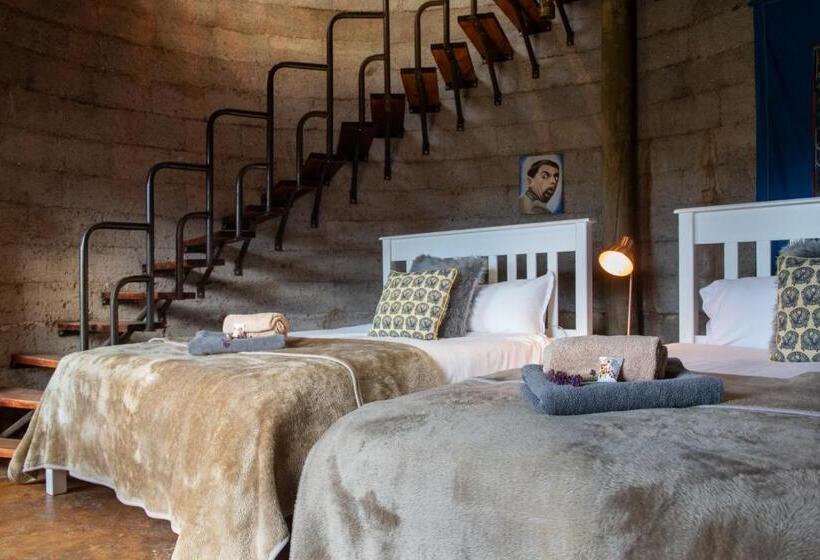 בקתה סטנדרטית, Fairview Estates