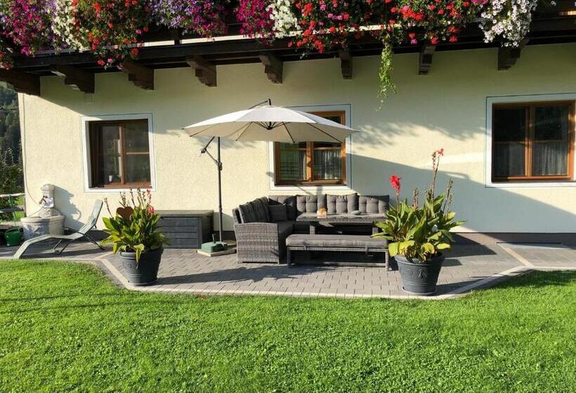 발코니가 있는 2 베드룸 아파트, Rieserhof/fam. Meißnitzer