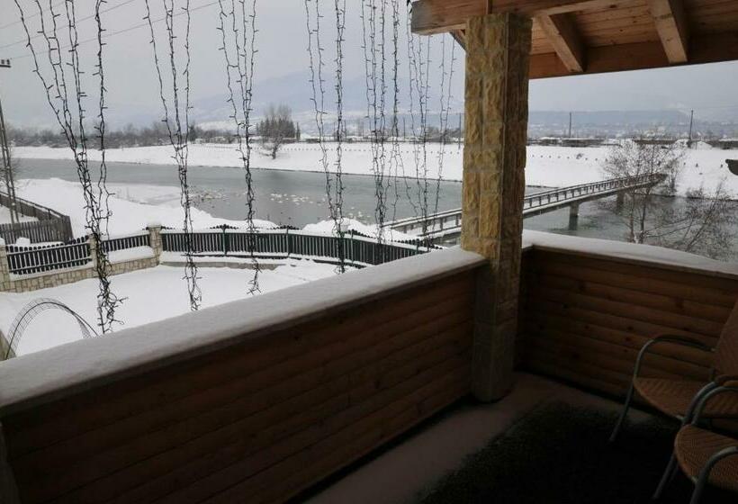 Номер Стандарт с Балконом, Pensiunea Lory