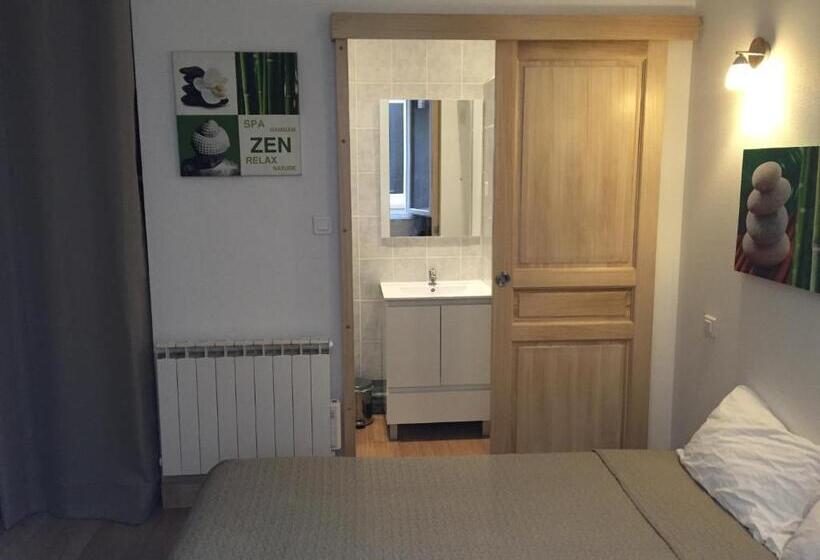 غرفة كلاسيكية, Résidence Natura