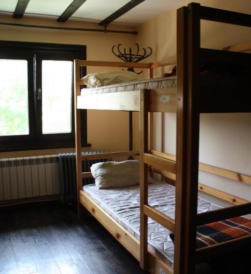 تختخواب در اتاق مشترک, Hikers Hostel