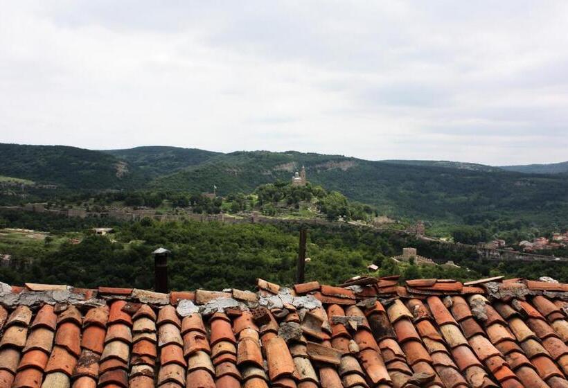 تختخواب در اتاق مشترک, Hikers Hostel