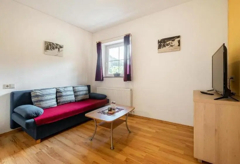 2 Bedroom Apartment With Garden, Aparthotel Hummerau