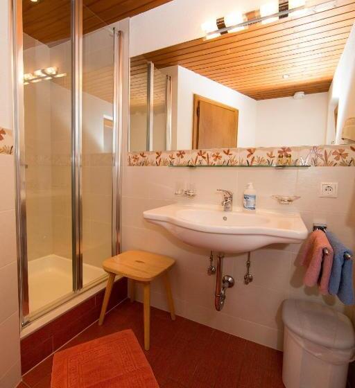 带阳台的三人标准间, Pension Alpenrose