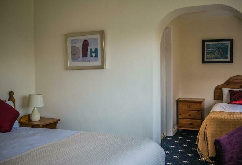 Номер Стандарт Трехместный, Ashe S Accommodation