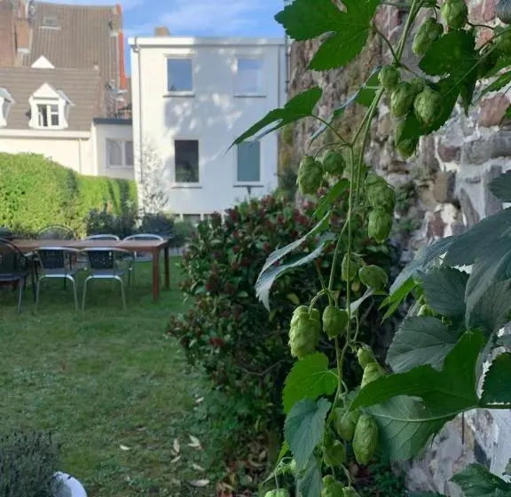 ガーデンビュースタンダードルーム, De Stadswal