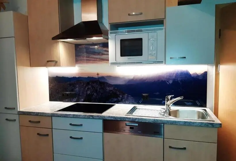 Deluxe-huoneisto 1 Makuuhuone, Haus Alpenblick
