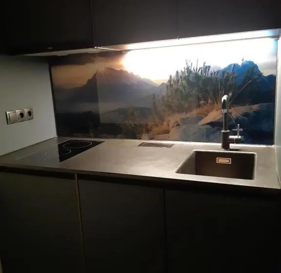 Huoneisto 1 Makuuhuone Parveke, Haus Alpenblick