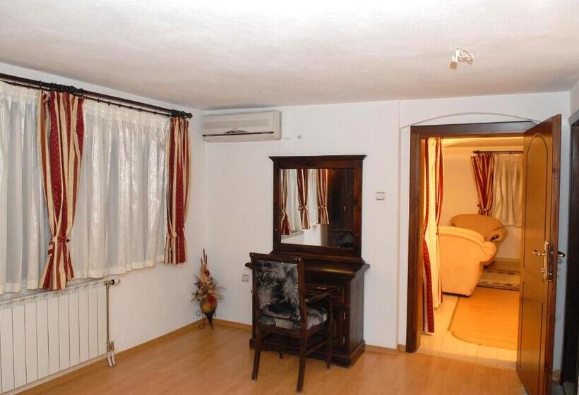 Люкс Повышенной Комфортности, Bolyarka