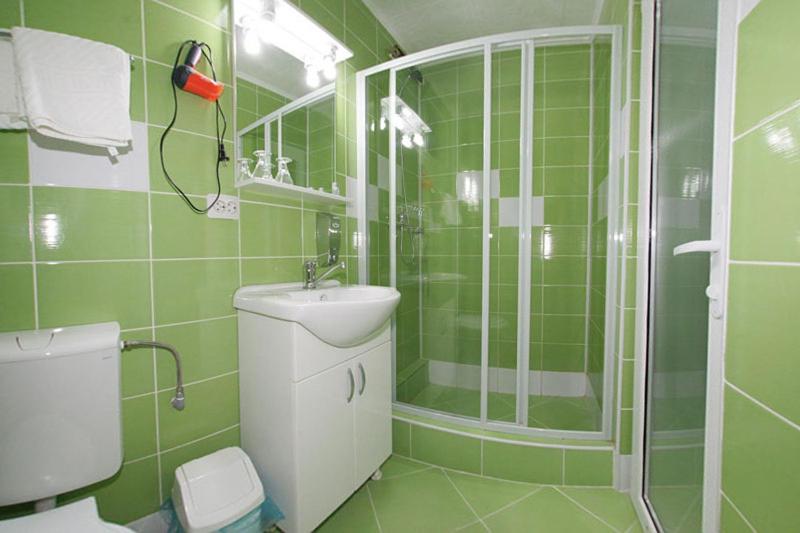 חדר סטנדרט עם מרפסת, Complex Turistic Caprioara