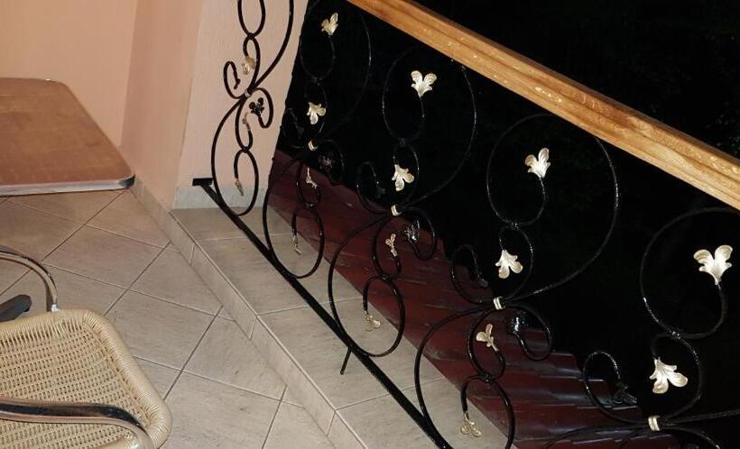 חדר דלוקס, Complex Turistic Caprioara