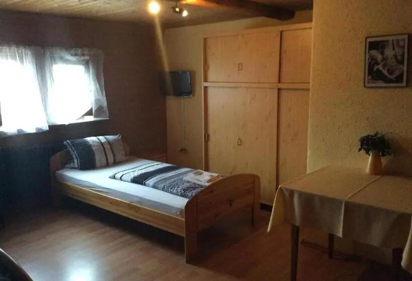 スタンダード４人部屋, Drei Könige