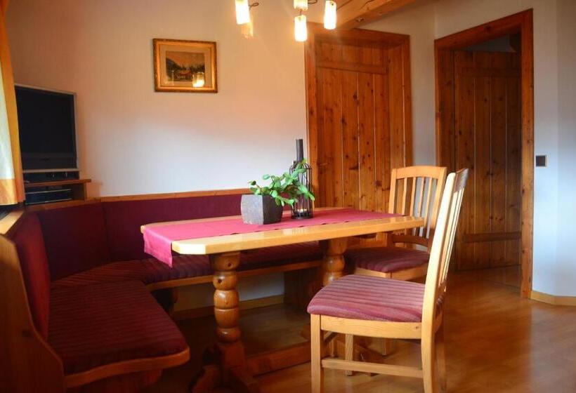 2ベッドルームアパートメント, Fesengut