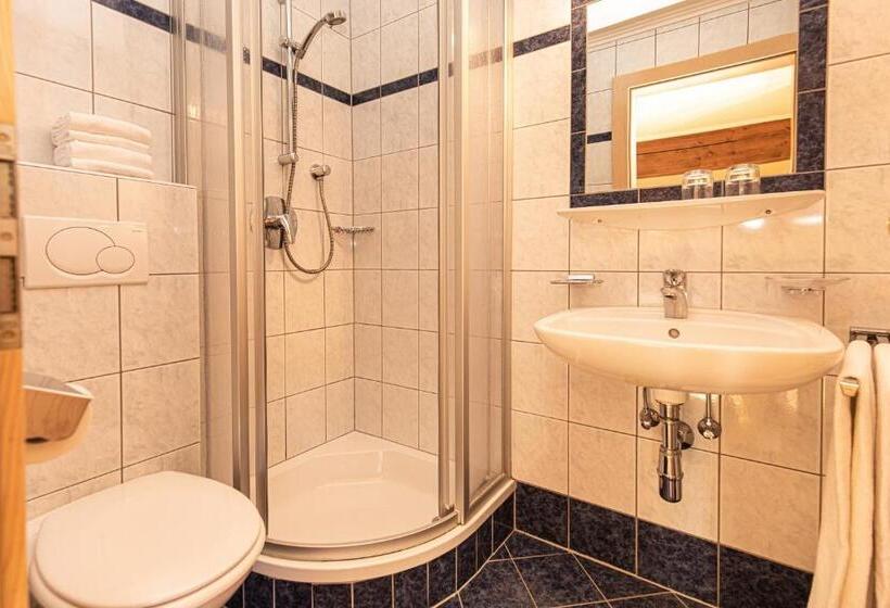 バルコニー付きスタンダードルーム, Haus Farmer