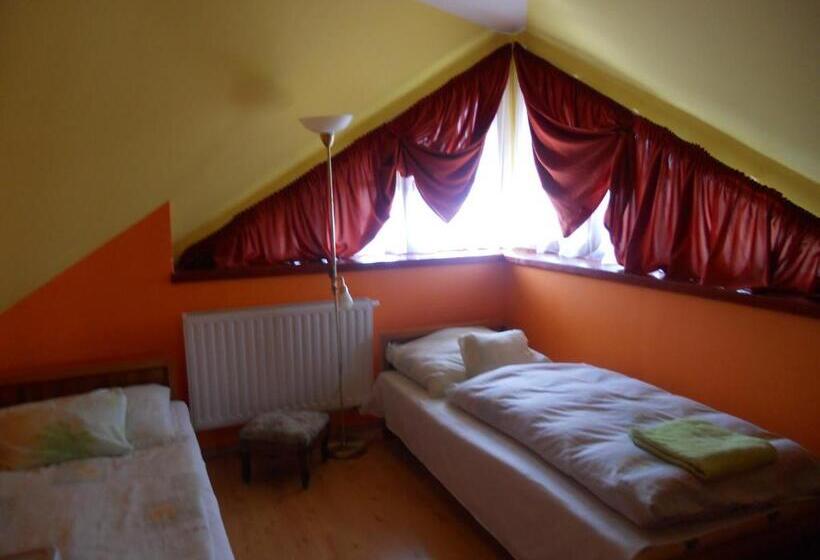 Номер Стандарт, Kertvárosi Vendégház