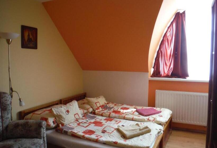 Номер Стандарт, Kertvárosi Vendégház