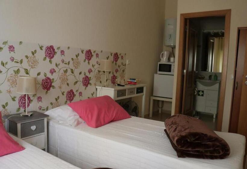 이코노미 룸, Quarto