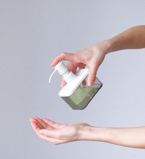 이코노미 룸, Quarto