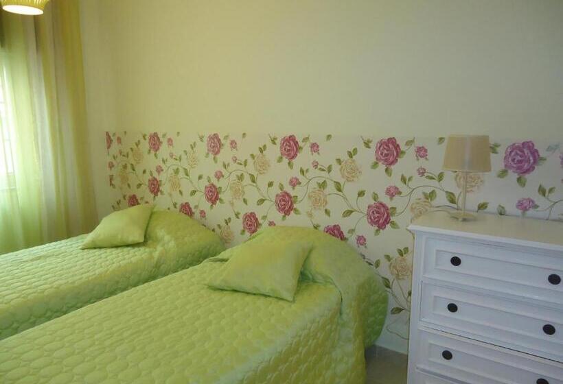 이코노미 룸, Quarto