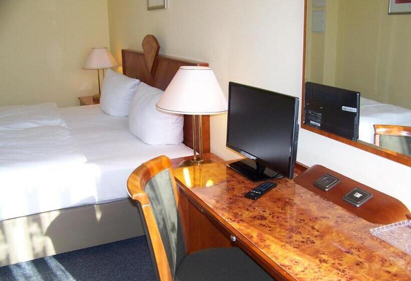 اتاق راحتی, Amadeus Central