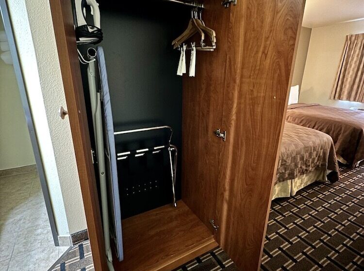 2ダブルベッドのスタンダードルーム, Fairbridge Inn & Suites Kellogg