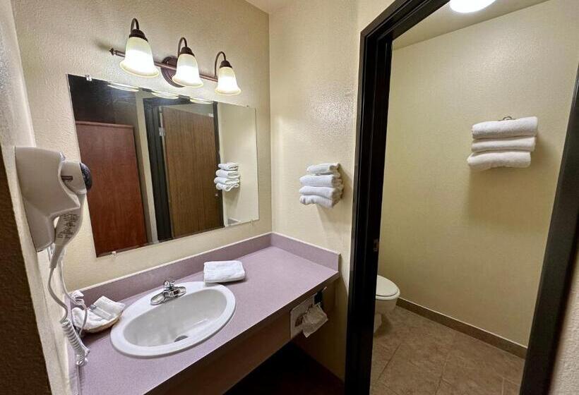 2ダブルベッドのスタンダードルーム, Fairbridge Inn & Suites Kellogg