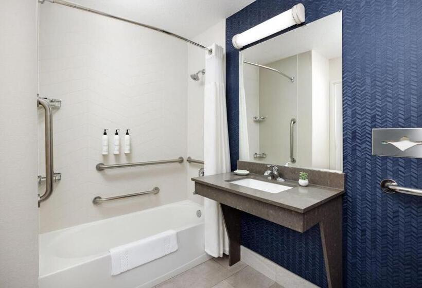 غرفه قياسيه سريرين مزدوجين, Fairfield Inn & Suites Roswell