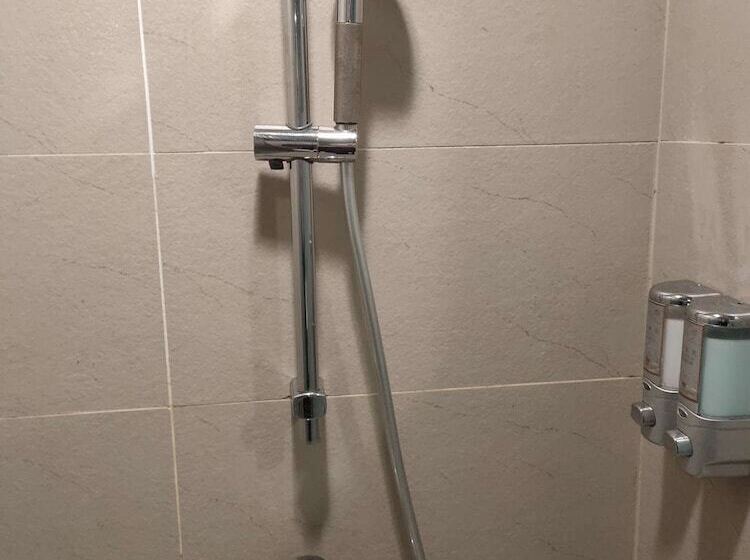 اتاق سوپریور با چشم‌انداز شهر, Fullon Hotel Kaohsiung