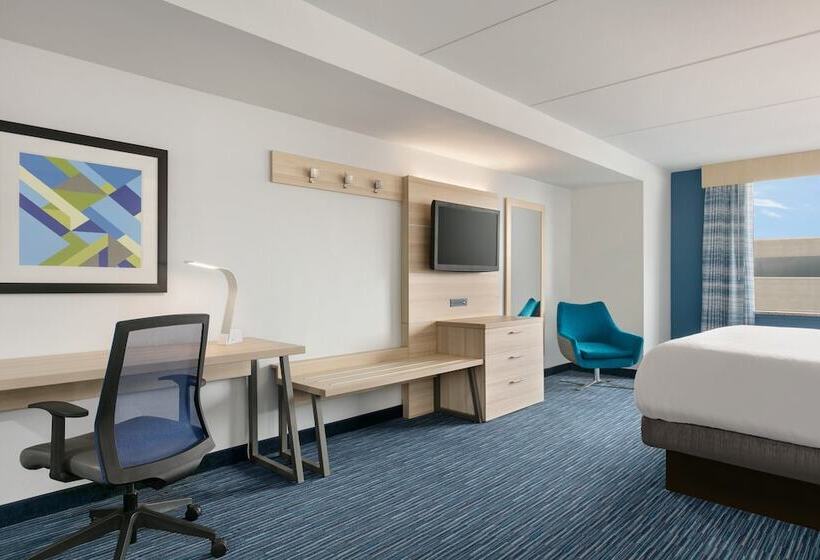 Люкс Адаптированный для Инвалидов, Holiday Inn Express Hotel & Suites Norfolk Airport, An Ihg