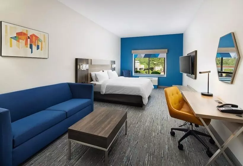 スイート, Holiday Inn Express & Suites Bridgeport, An Ihg