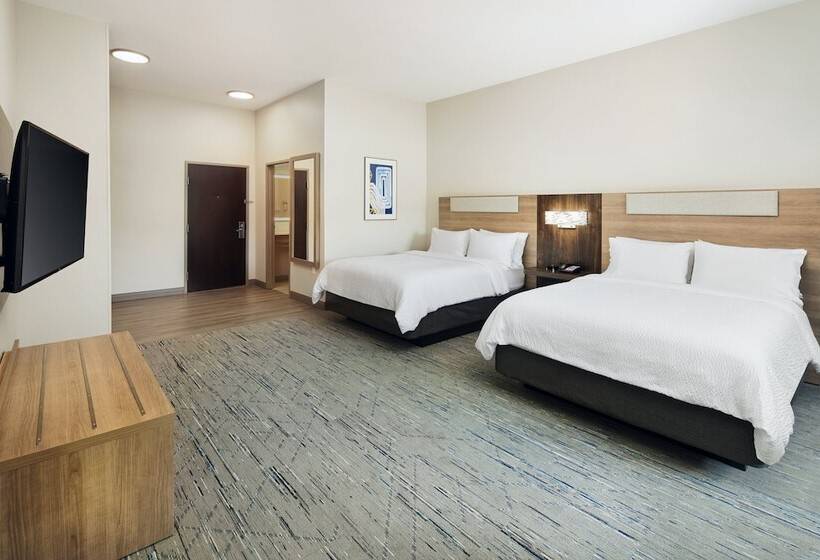 جناح, Holiday Inn Express & Suites Bridgeport, An Ihg