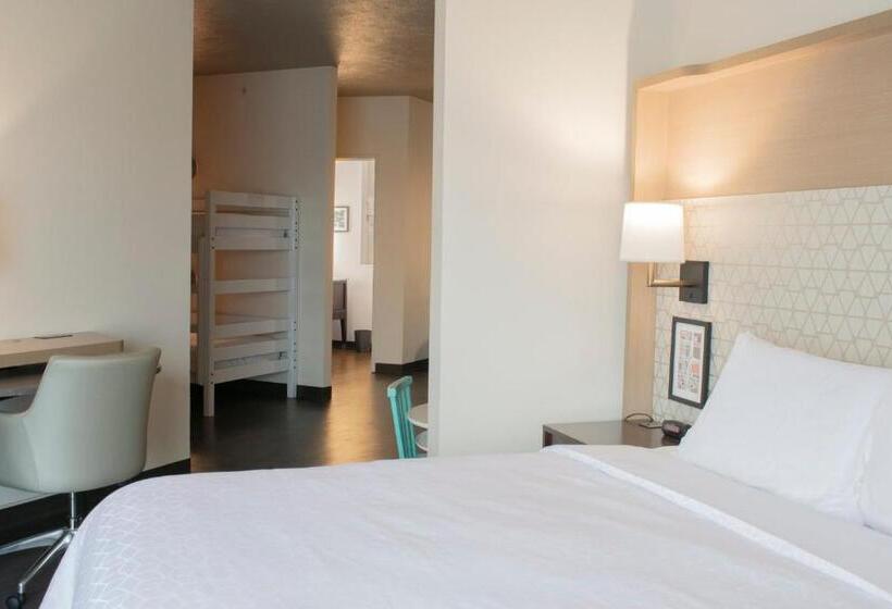 スイート, Holiday Inn Omaha Downtown   Waterpark, An Ihg