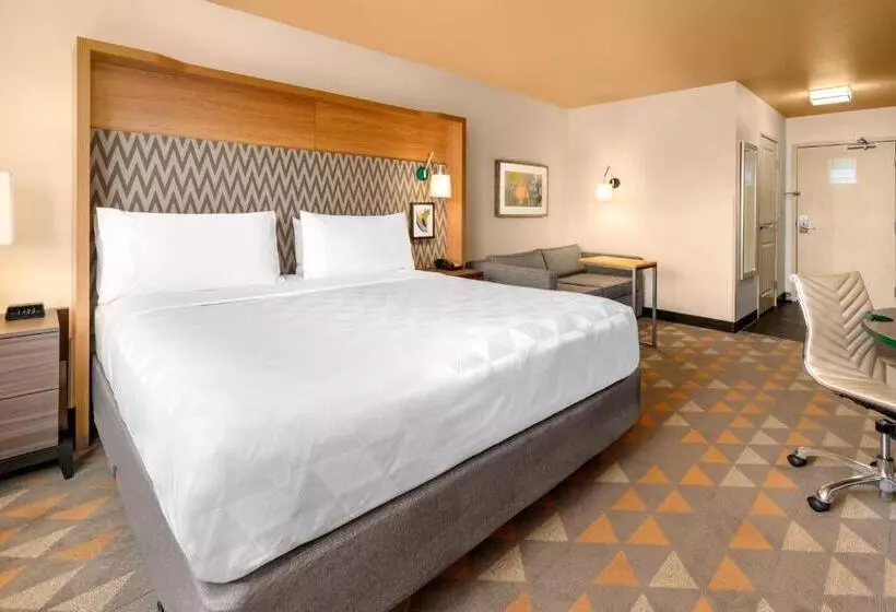 キングサイズベッドのスタンダードルーム, Holiday Inn Yakima, An Ihg