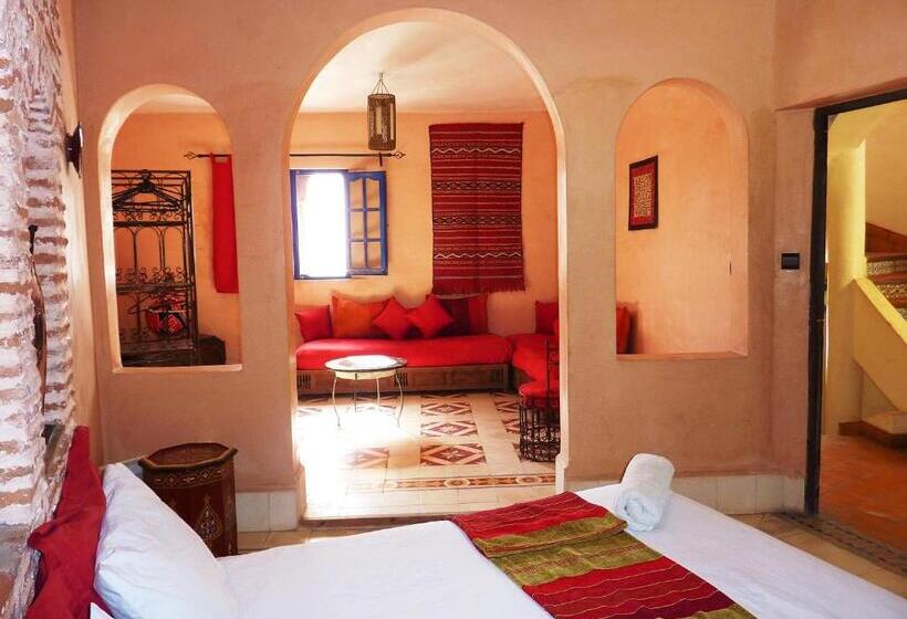 سوییت, La Maison Du Vent