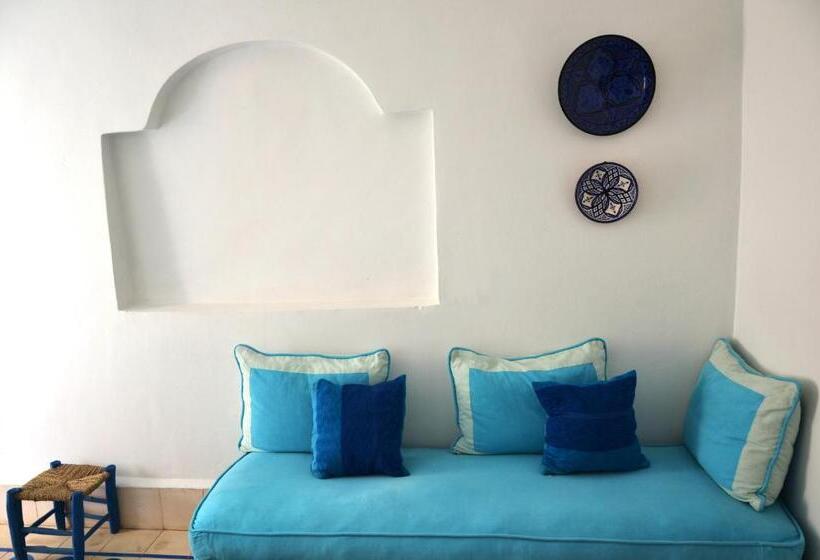 اتاق استاندارد سه نفره, La Maison Du Vent