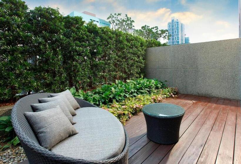 带阳台的豪华间, Le Meridien Taipei