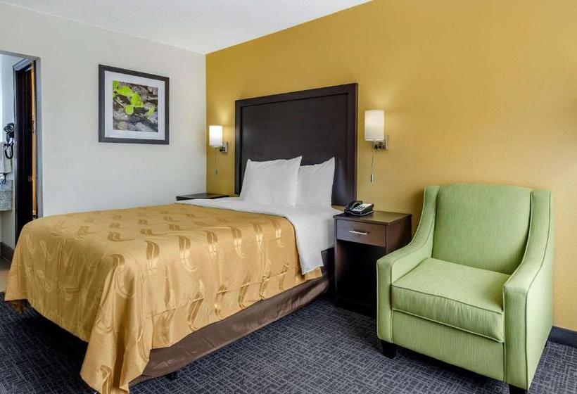 Номер Стандарт, Quality Inn Verona  Staunton North